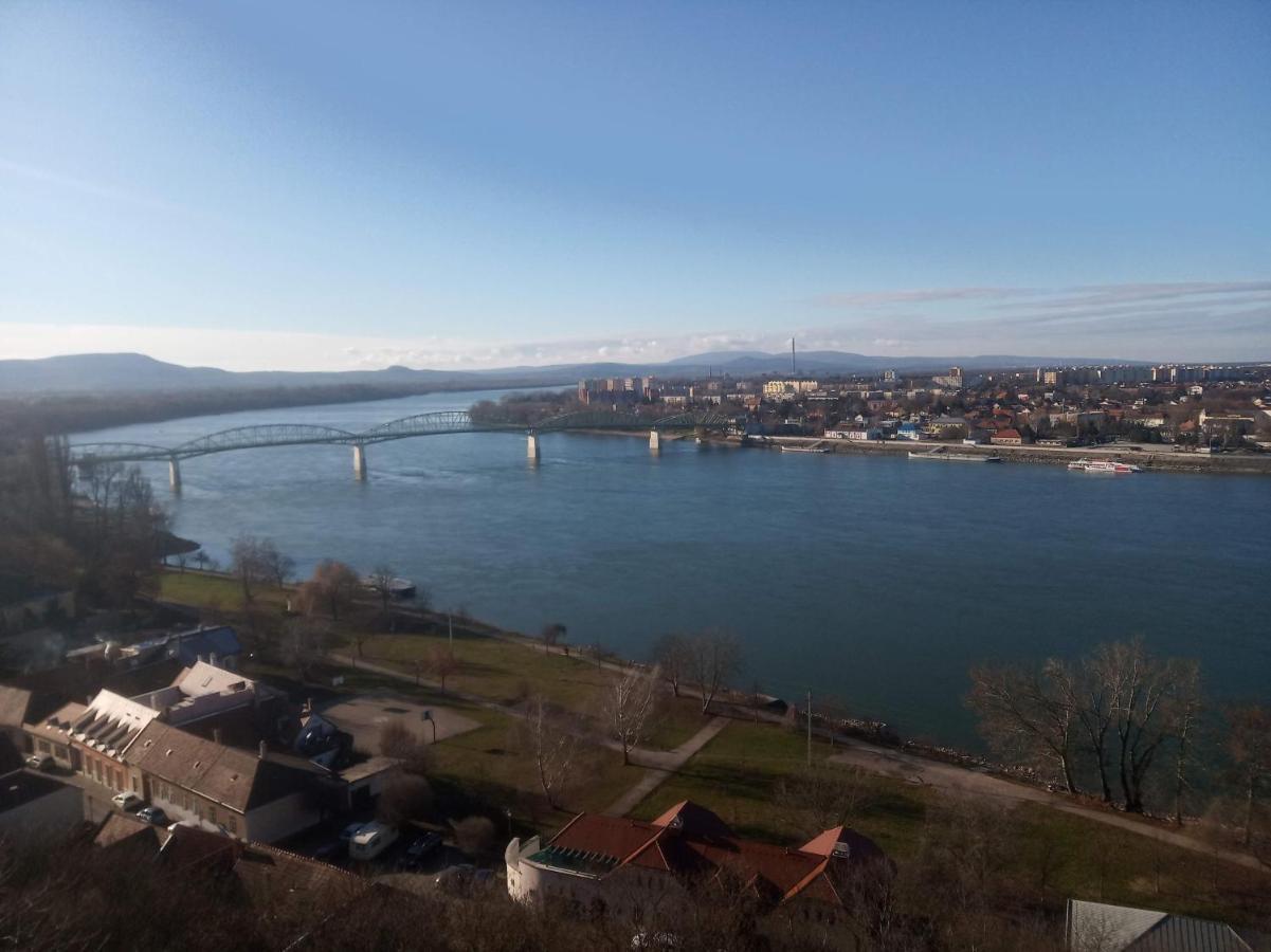 Esztergom Central Exterior photo